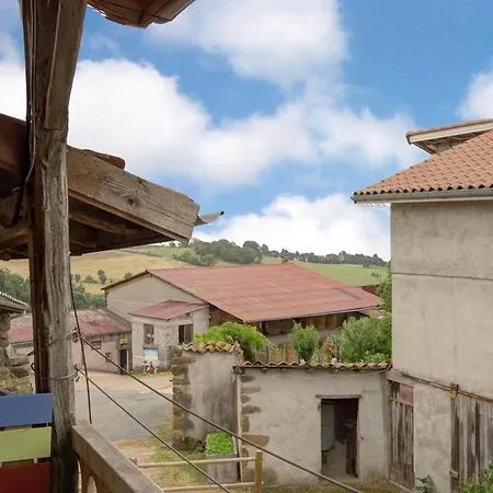 Gospodarstwo wiejskie Confortable A La Ferme Avec Terrasse En Campagne - Fr-1-496-220 Cremeaux